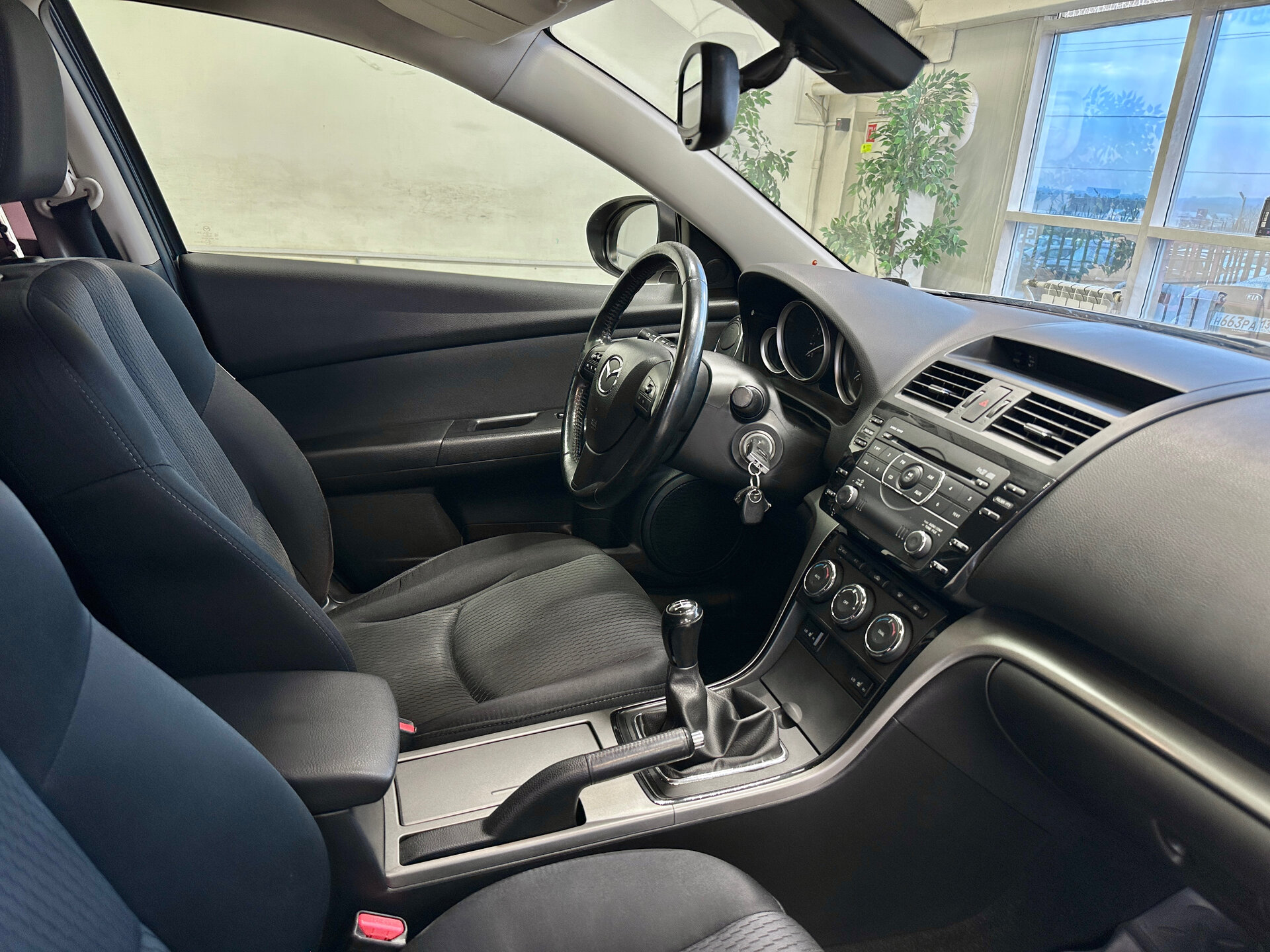 Mazda 6, II (GH) Рестайлинг 2011 Mazda 6, II (GH) Рестайлинг 2011